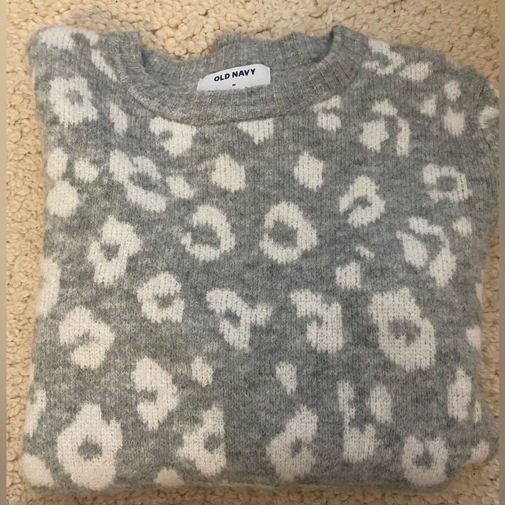 Old Navy kids grey leopard print sweater